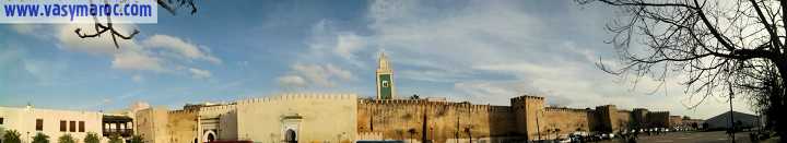 Meknès : place Lalla Aouda