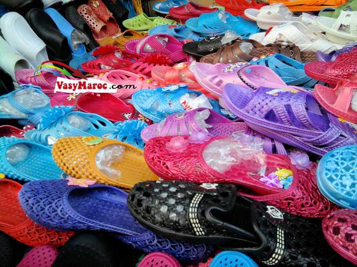 les sandales : orgie de couleurs